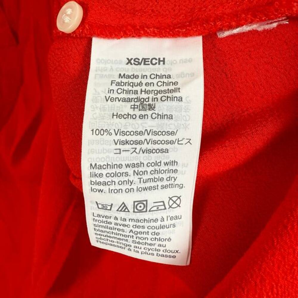 J Crew Top Women XS Red 1/4 Button Popover Long Sleeve Preppy Bright‎ Classic - Picture 5 of 6
